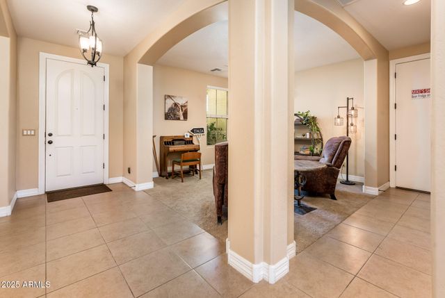 4836 S COVALENT Lane, Mesa, AZ 85212