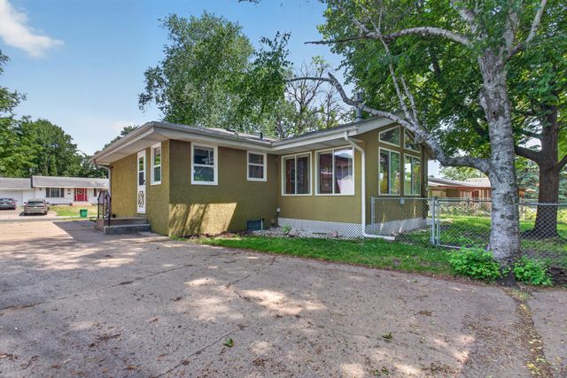 2819 Nash Road, Brooklyn Center, MN 55430