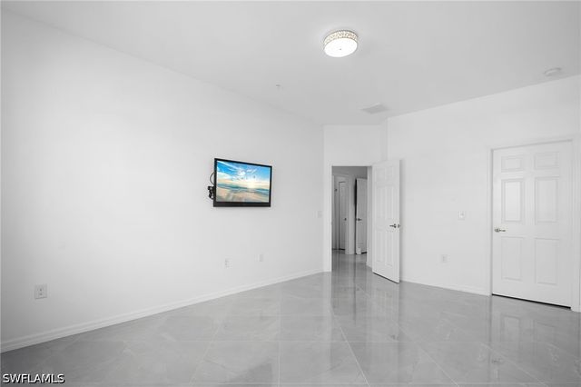 11879 Arboretum Run DR 201, Fort Myers, FL 33913