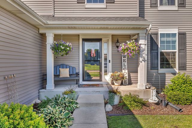 702 Kentshire Drive, Yorkville, IL 60560