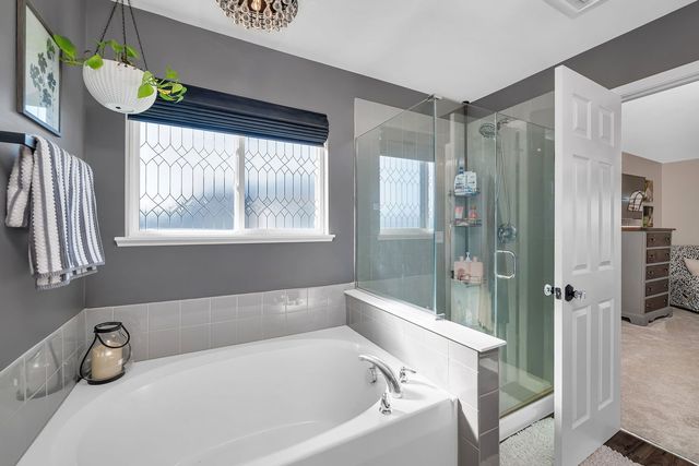 702 Kentshire Drive, Yorkville, IL 60560