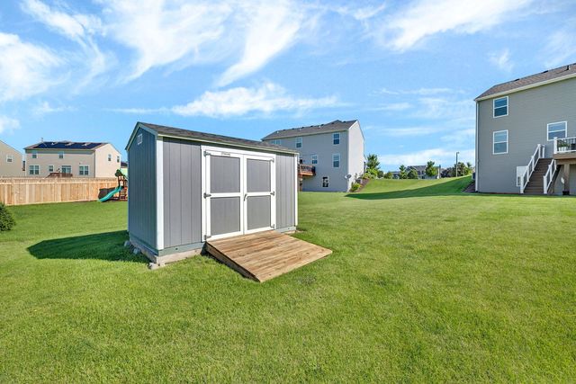 702 Kentshire Drive, Yorkville, IL 60560