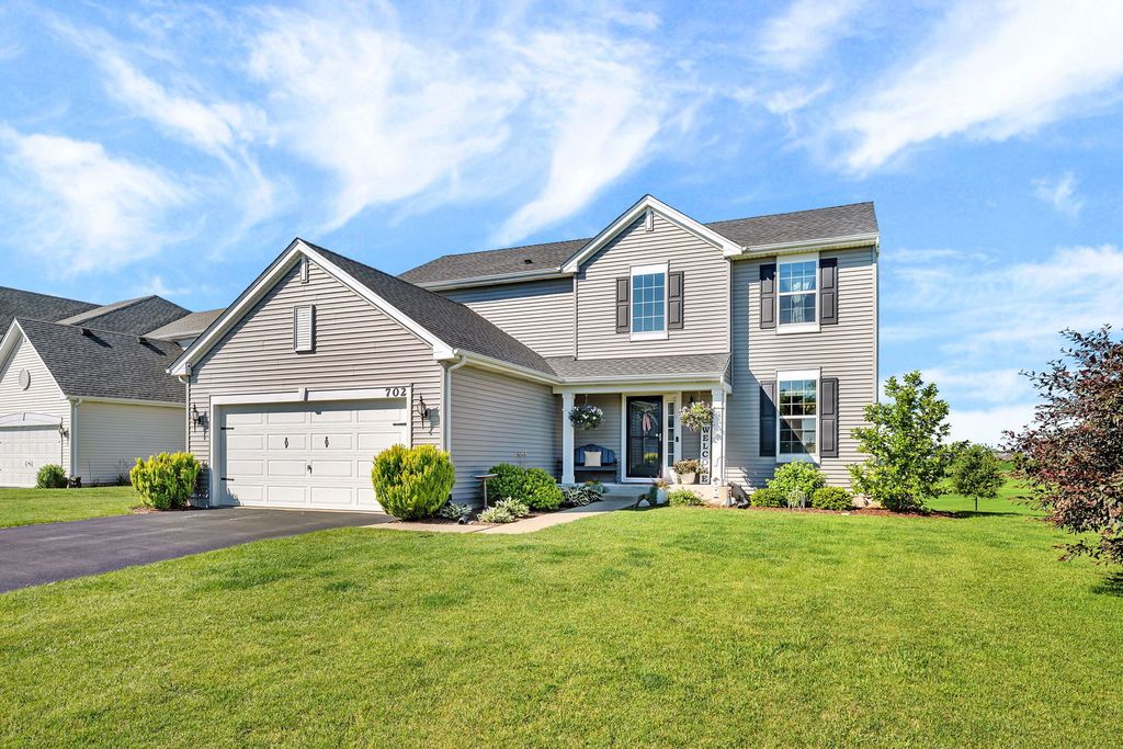 702 Kentshire Drive, Yorkville, IL 60560