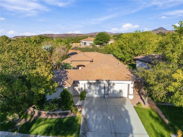 26 Fountainhead Circle, Henderson, NV 89052
