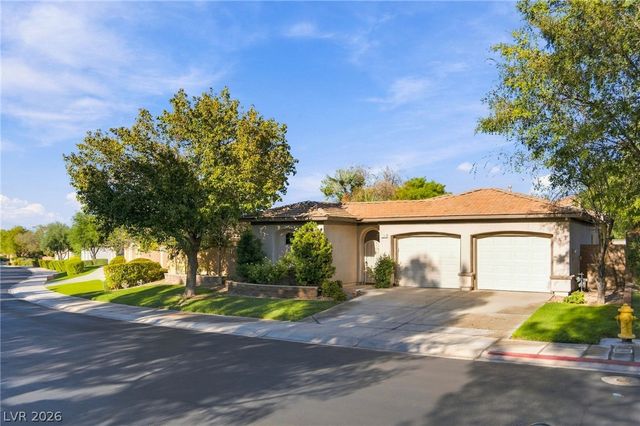 26 Fountainhead Circle, Henderson, NV 89052