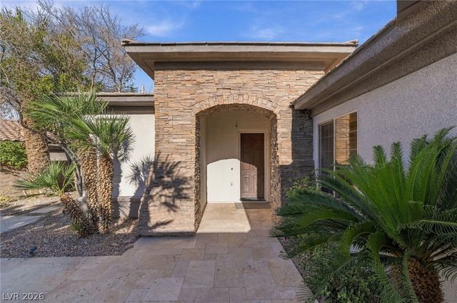 26 Fountainhead Circle, Henderson, NV 89052