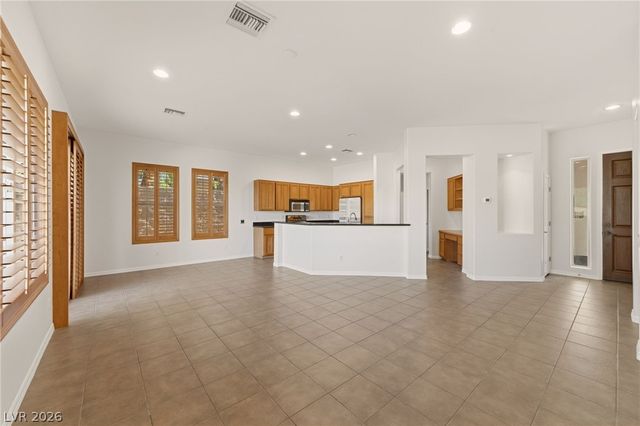 26 Fountainhead Circle, Henderson, NV 89052