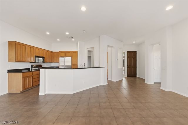 26 Fountainhead Circle, Henderson, NV 89052