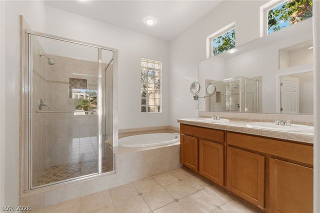 26 Fountainhead Circle, Henderson, NV 89052