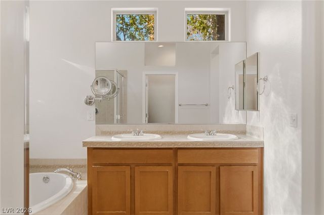 26 Fountainhead Circle, Henderson, NV 89052