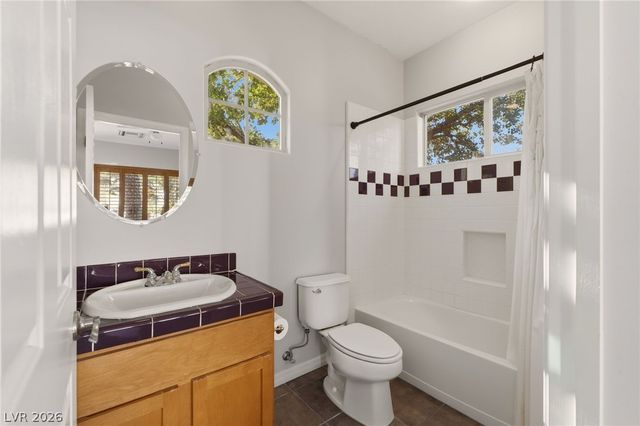 26 Fountainhead Circle, Henderson, NV 89052