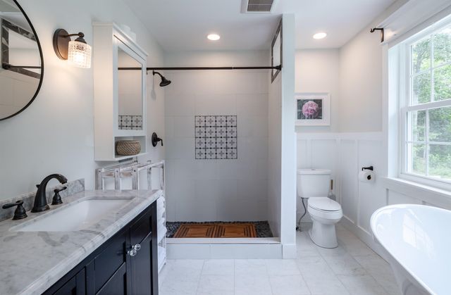 1295 Lime Kiln Road, Charlotte, VT 05445