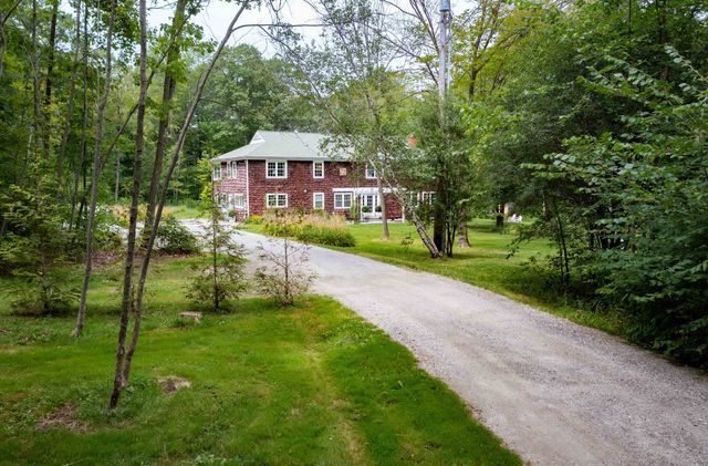 1295 Lime Kiln Road, Charlotte, VT 05445