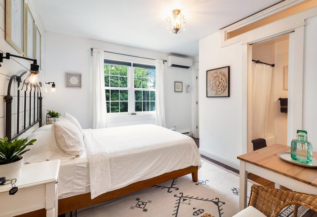 1295 Lime Kiln Road, Charlotte, VT 05445