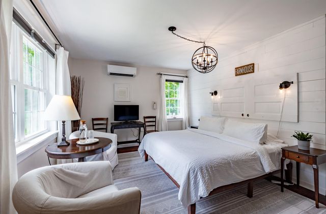 1295 Lime Kiln Road, Charlotte, VT 05445