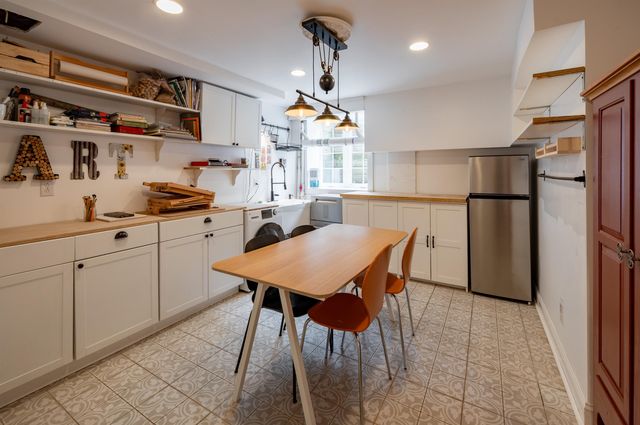 1295 Lime Kiln Road, Charlotte, VT 05445