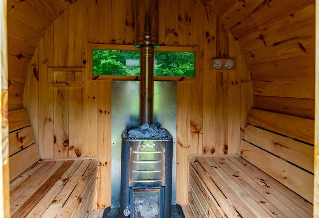 1295 Lime Kiln Road, Charlotte, VT 05445