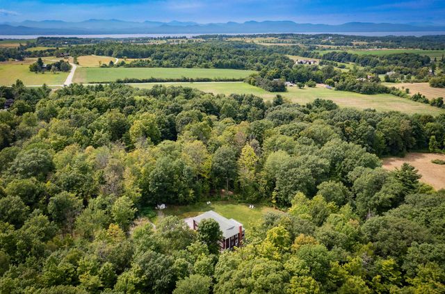 1295 Lime Kiln Road, Charlotte, VT 05445