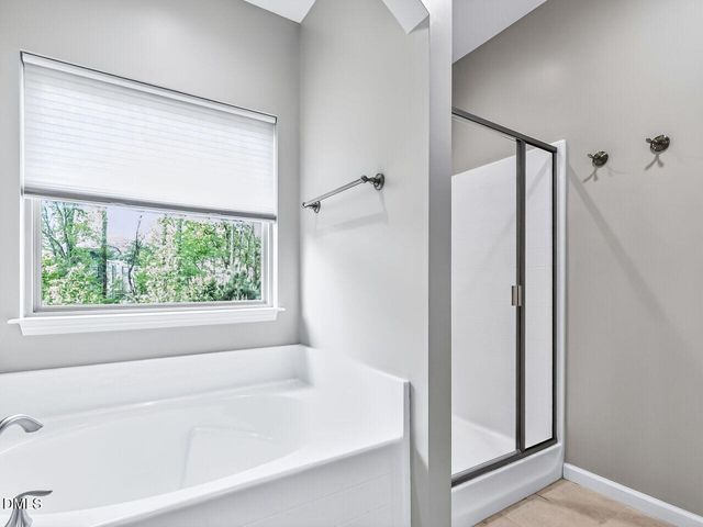 5617 Wade Park, Raleigh, NC 27607