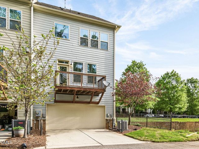 5617 Wade Park, Raleigh, NC 27607