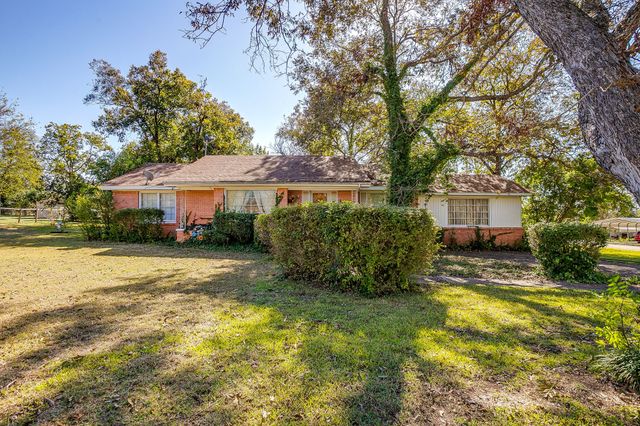 703 E Morgan, Meridian, TX 76665