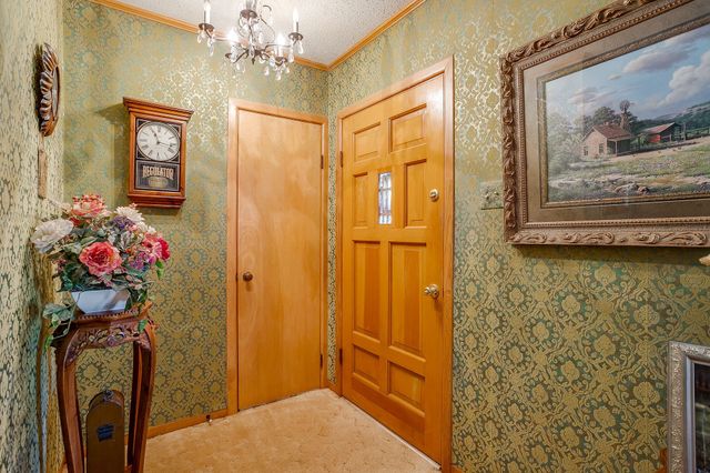 703 E Morgan, Meridian, TX 76665