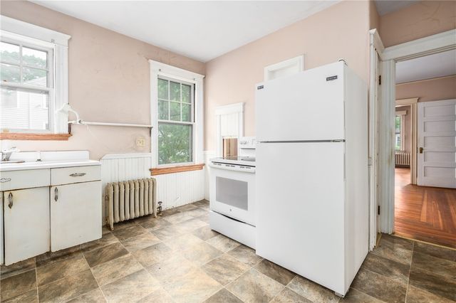 78 Grotto Avenue, Providence, RI 02906