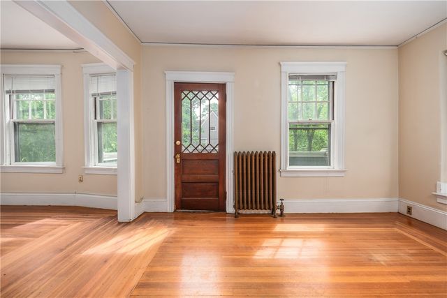 78 Grotto Avenue, Providence, RI 02906
