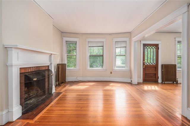 78 Grotto Avenue, Providence, RI 02906