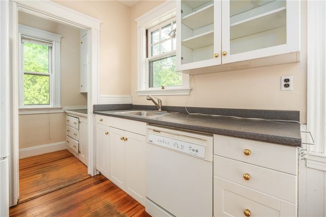 78 Grotto Avenue, Providence, RI 02906