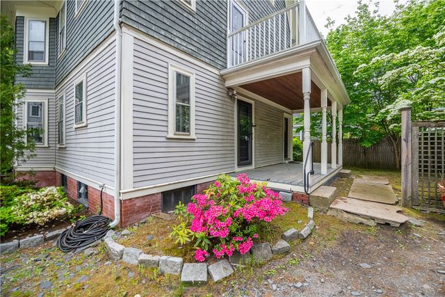 78 Grotto Avenue, Providence, RI 02906