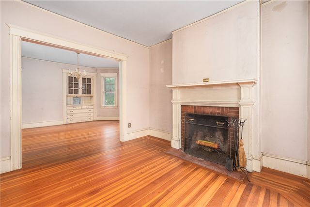 78 Grotto Avenue, Providence, RI 02906