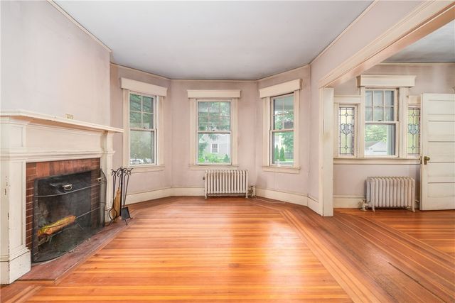 78 Grotto Avenue, Providence, RI 02906