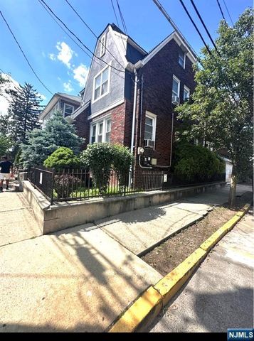 800 85th Street, North Bergen, NJ 07047
