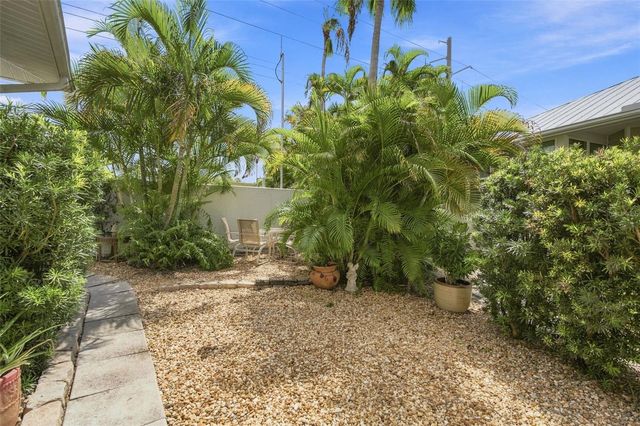 1819 HIGHLAND ROAD, Osprey, FL 34229