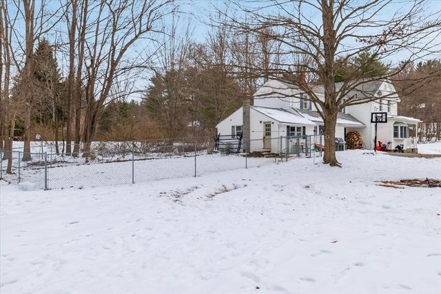 127 N Main St, West Boylston, MA 01583