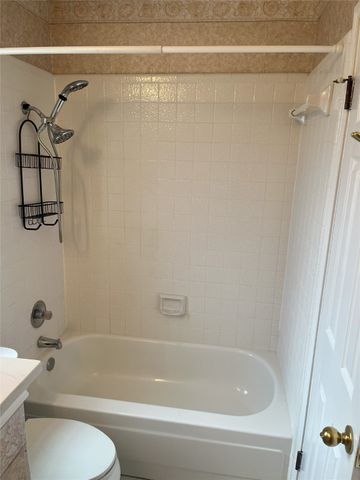 6220 Bentwood Trail 1208, Dallas, TX 75252