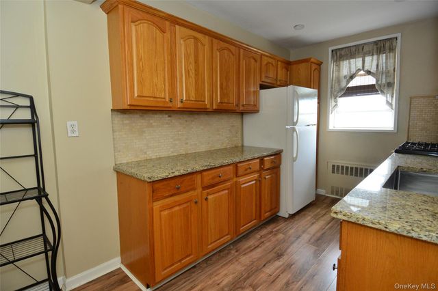 14 Westview Avenue 410, Tuckahoe, NY 10707
