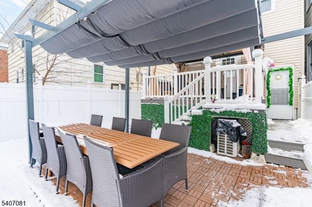 32 Elmwood Ter, Irvington Twp., NJ 07111