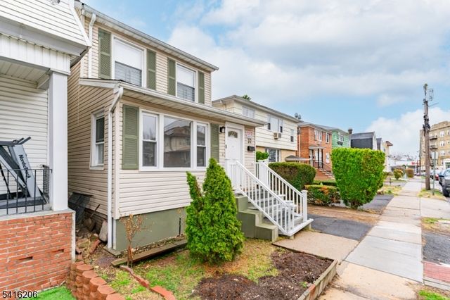 32 Elmwood Ter, Irvington Twp., NJ 07111
