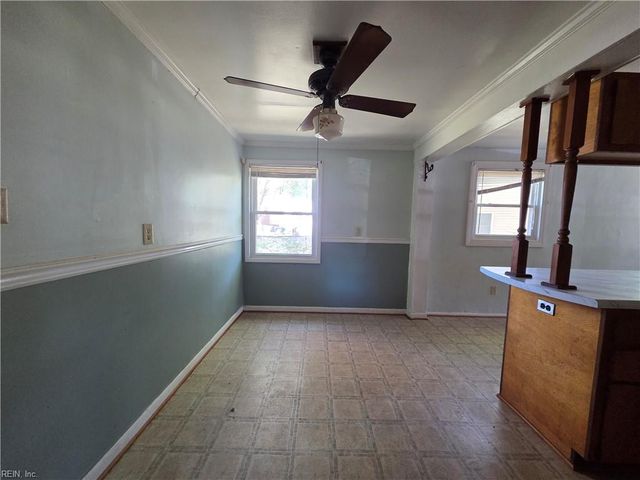 4 Jordan DR, Hampton, VA 23666