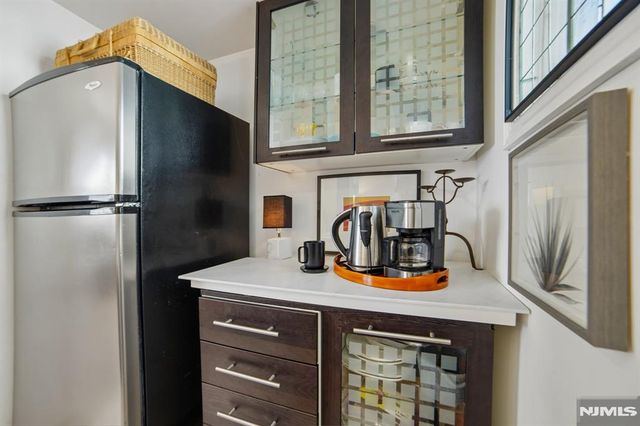 40 Oakland Street, Englewood, NJ 07631