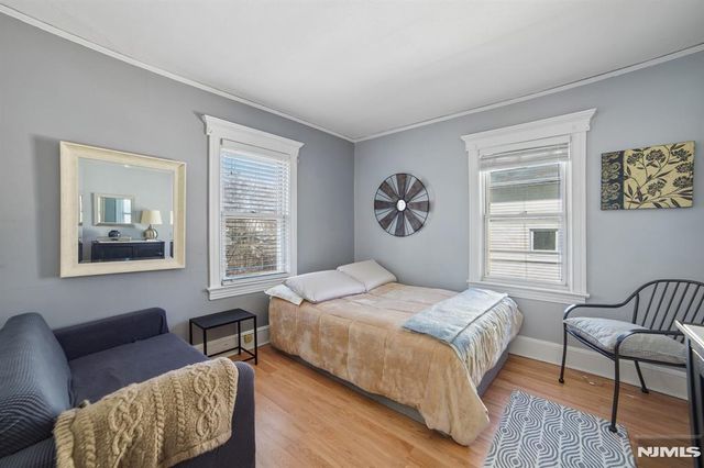 40 Oakland Street, Englewood, NJ 07631