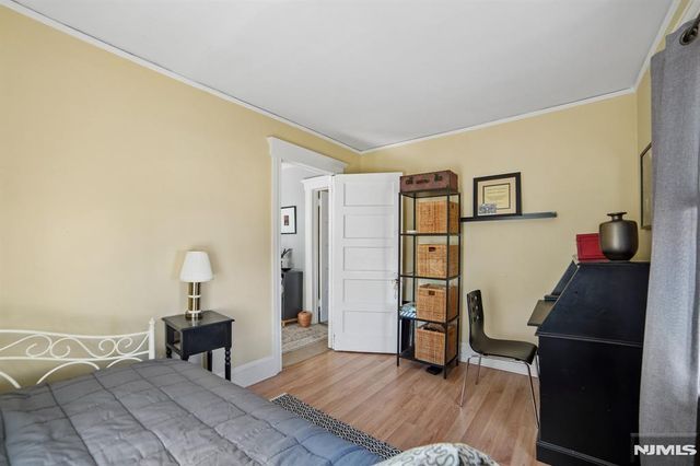 40 Oakland Street, Englewood, NJ 07631