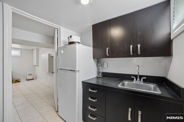 40 Oakland Street, Englewood, NJ 07631