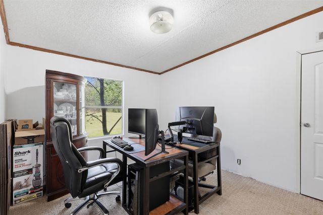 1000 Forest Oaks Street, Azle, TX 76020