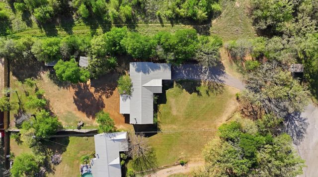 1000 Forest Oaks Street, Azle, TX 76020