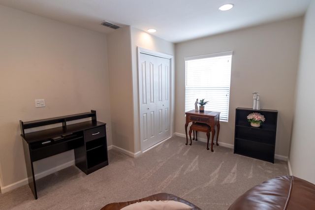 401 Picasso Way, Folsom, CA 95630