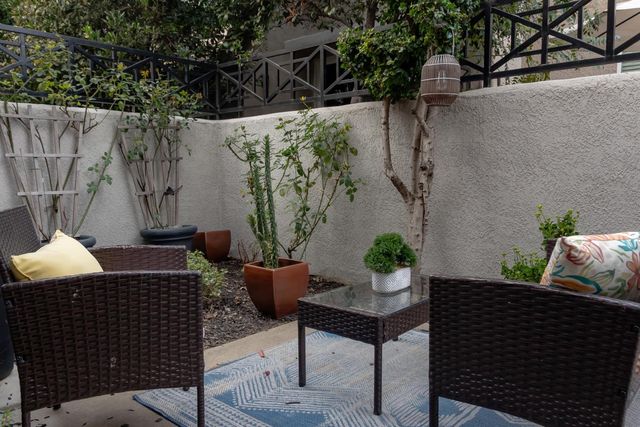 401 Picasso Way, Folsom, CA 95630