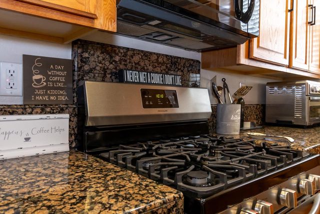 401 Picasso Way, Folsom, CA 95630